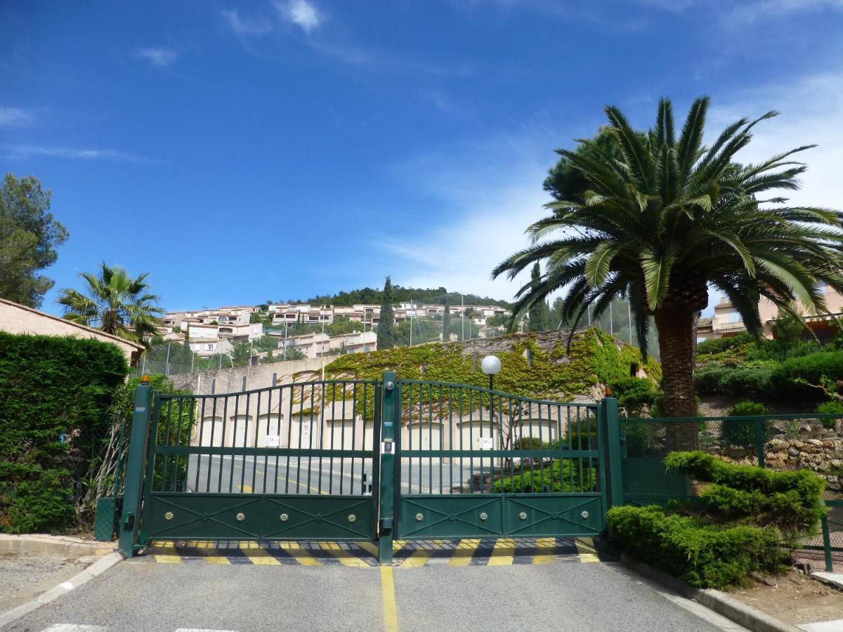 Duplex, Vue Panoramique Sur La Mediterranee, Piscine, Garage Сен-Рафаель Екстер'єр фото