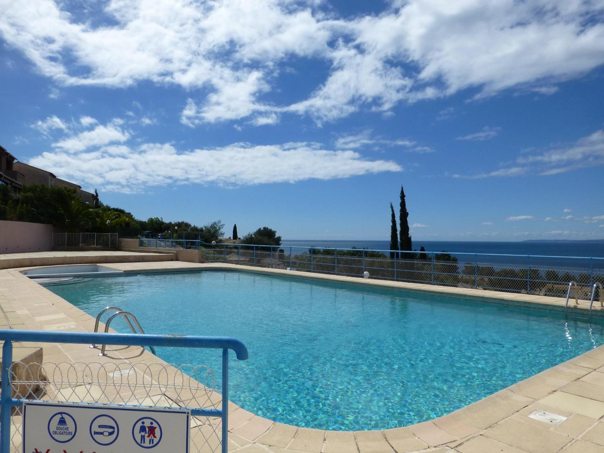 Duplex, Vue Panoramique Sur La Mediterranee, Piscine, Garage Сен-Рафаель Екстер'єр фото