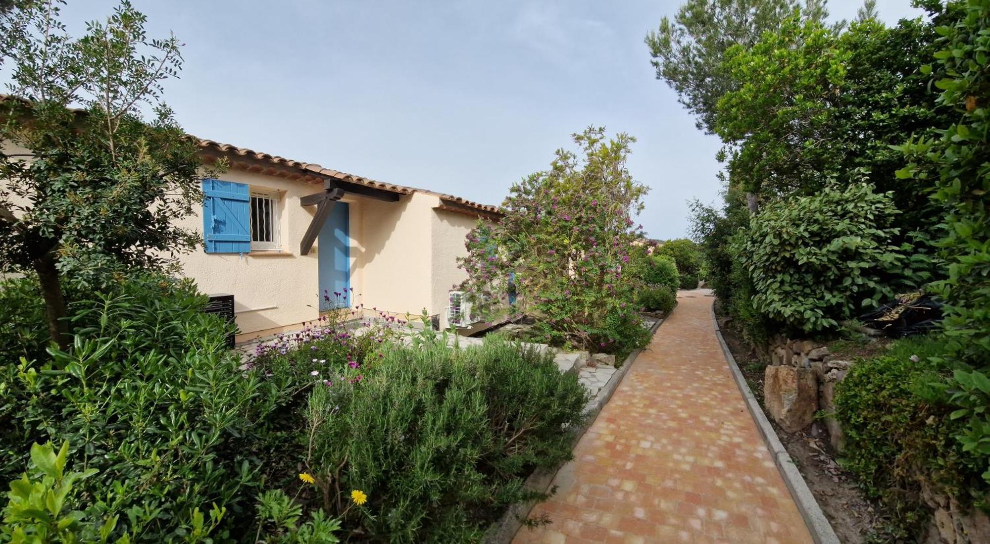 Duplex, Vue Panoramique Sur La Mediterranee, Piscine, Garage Сен-Рафаель Екстер'єр фото